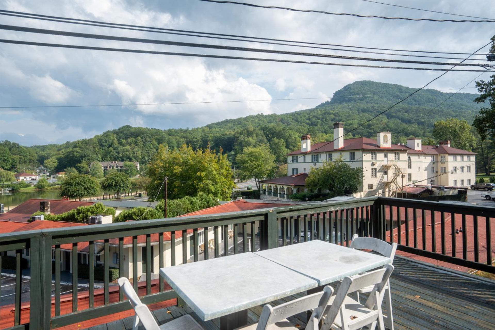 Lake Lure Inn And Spa المظهر الخارجي الصورة